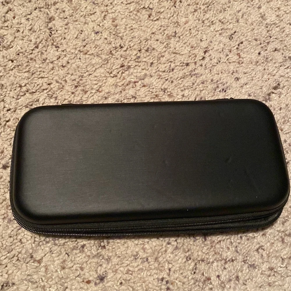 Black Nintendo Switch Holder